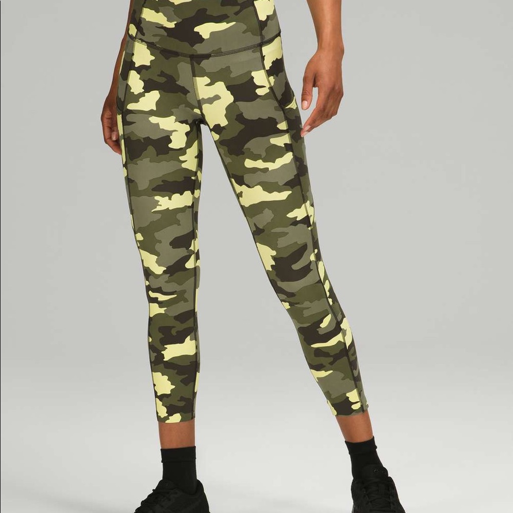 Lululemon Swift Speed tight sz 6